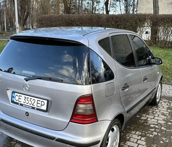 Серый Мерседес А класс, объемом двигателя 1.4 л и пробегом 181 тыс. км за 4000 $, фото 5 на Automoto.ua