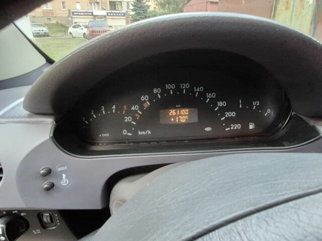 Мерседес А класс 1999 в Полтаве на Automoto.ua Серый Мерседес А класс, объемом двигателя 1.7 л и пробегом 257 тыс. км за 3800 $, фото 7 на Automoto.ua