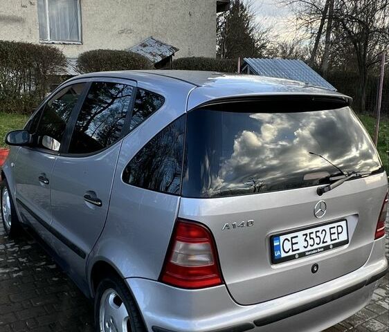 Серый Мерседес А класс, объемом двигателя 1.4 л и пробегом 181 тыс. км за 4000 $, фото 6 на Automoto.ua