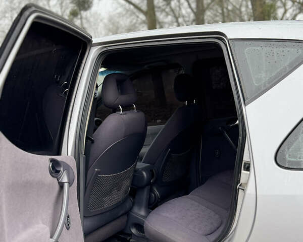 Серый Мерседес А класс, объемом двигателя 1.69 л и пробегом 350 тыс. км за 2999 $, фото 14 на Automoto.ua