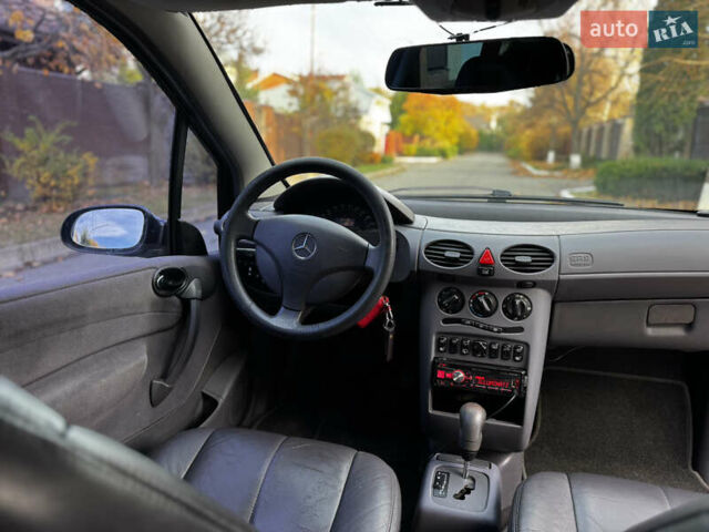 Сірий Мерседес А клас, об'ємом двигуна 1.7 л та пробігом 240 тис. км за 3300 $, фото 27 на Automoto.ua
