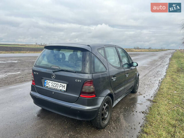 Серый Мерседес А класс, объемом двигателя 1.69 л и пробегом 297 тыс. км за 3000 $, фото 6 на Automoto.ua