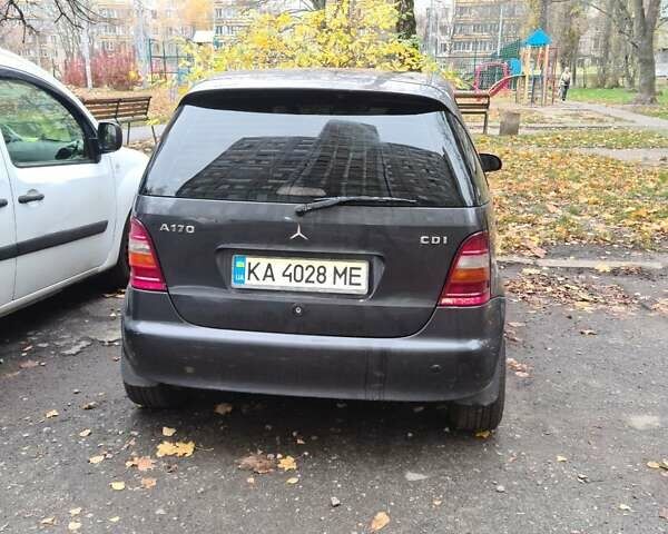 Сірий Мерседес А клас, об'ємом двигуна 1.7 л та пробігом 311 тис. км за 3200 $, фото 1 на Automoto.ua