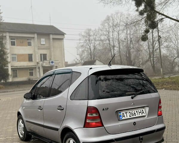 Серый Мерседес А класс, объемом двигателя 1.69 л и пробегом 350 тыс. км за 2999 $, фото 9 на Automoto.ua