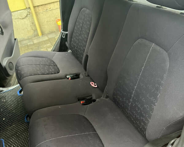 Серый Мерседес А класс, объемом двигателя 1.69 л и пробегом 297 тыс. км за 3000 $, фото 15 на Automoto.ua