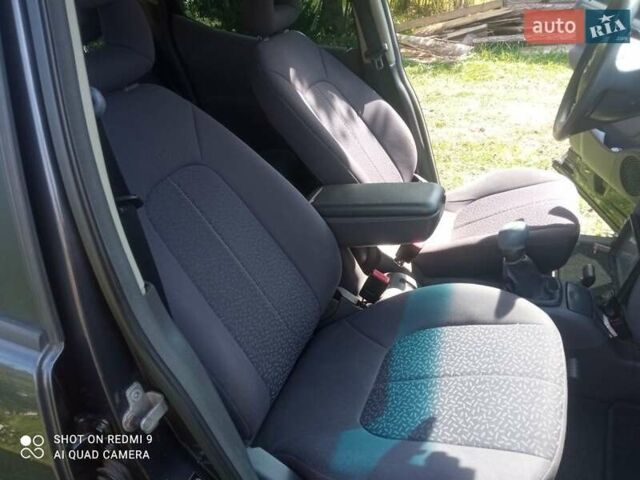 Сірий Мерседес А клас, об'ємом двигуна 1.4 л та пробігом 134 тис. км за 2600 $, фото 5 на Automoto.ua