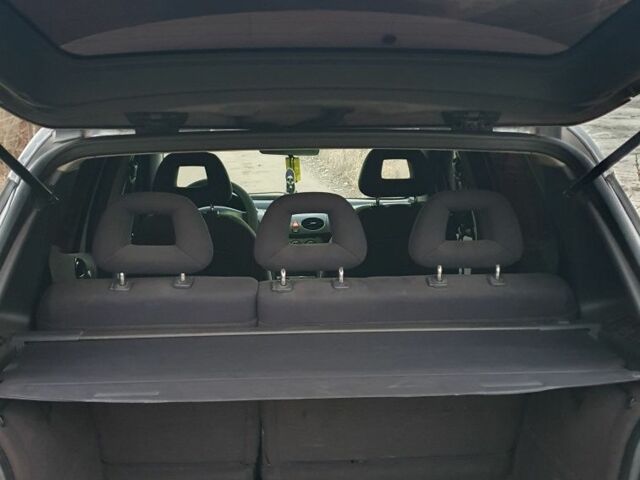 Серый Мерседес А класс, объемом двигателя 1.7 л и пробегом 280 тыс. км за 2750 $, фото 21 на Automoto.ua