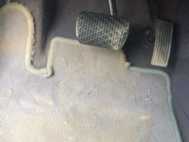 Сірий Мерседес А клас, об'ємом двигуна 1.6 л та пробігом 227 тис. км за 2150 $, фото 2 на Automoto.ua