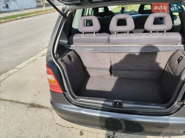 Серый Мерседес А класс, объемом двигателя 1.6 л и пробегом 235 тыс. км за 4200 $, фото 12 на Automoto.ua