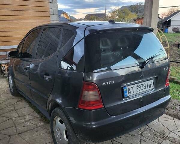 Мерседес А класс 1999 в Калуше на Automoto.ua Серый Мерседес А класс, объемом двигателя 1.7 л и пробегом 356 тыс. км за 2950 $, фото 4 на Automoto.ua