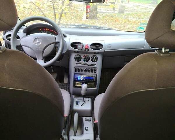 Сірий Мерседес А клас, об'ємом двигуна 1.7 л та пробігом 311 тис. км за 3200 $, фото 7 на Automoto.ua