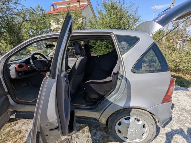 Сірий Мерседес А клас, об'ємом двигуна 1.6 л та пробігом 269 тис. км за 3800 $, фото 2 на Automoto.ua