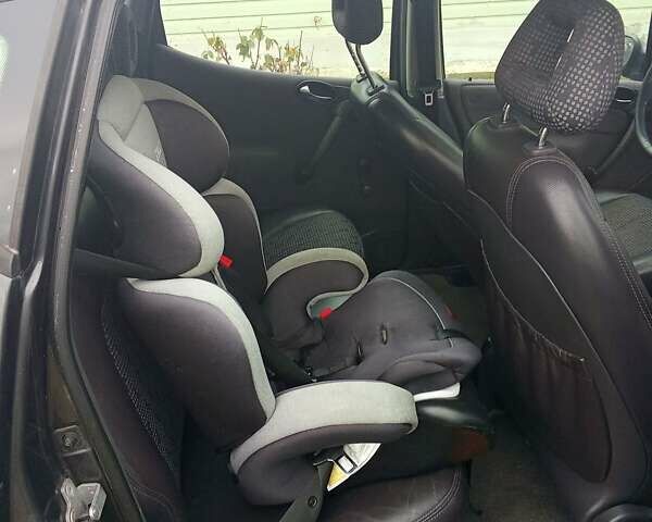 Сірий Мерседес А клас, об'ємом двигуна 1.6 л та пробігом 226 тис. км за 2150 $, фото 9 на Automoto.ua