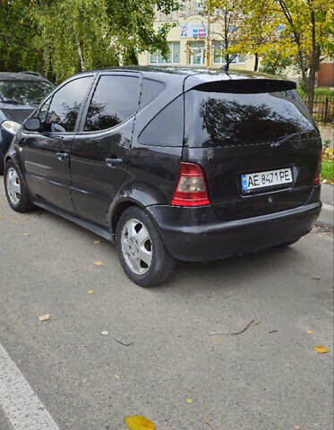 Серый Мерседес А класс, объемом двигателя 1.69 л и пробегом 200 тыс. км за 3350 $, фото 5 на Automoto.ua