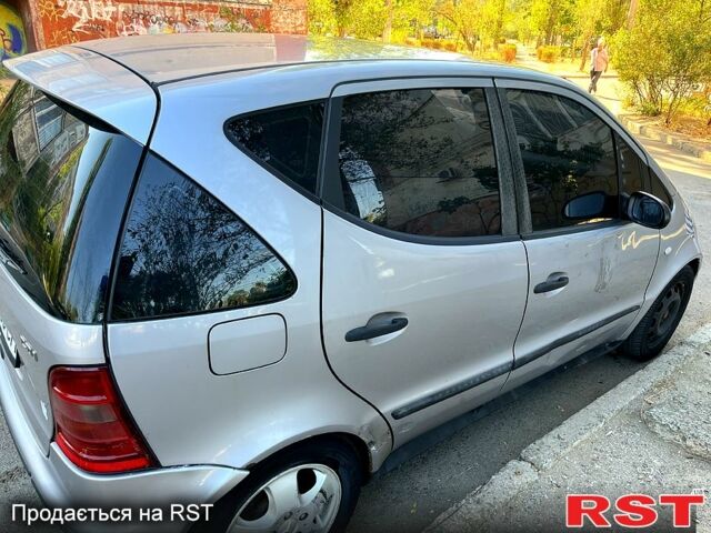 Серый Мерседес А класс, объемом двигателя 1.7 л и пробегом 390 тыс. км за 3000 $, фото 8 на Automoto.ua