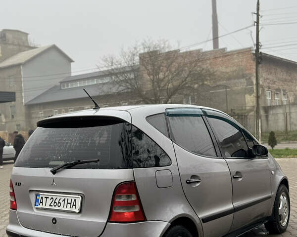 Серый Мерседес А класс, объемом двигателя 1.69 л и пробегом 350 тыс. км за 2999 $, фото 6 на Automoto.ua