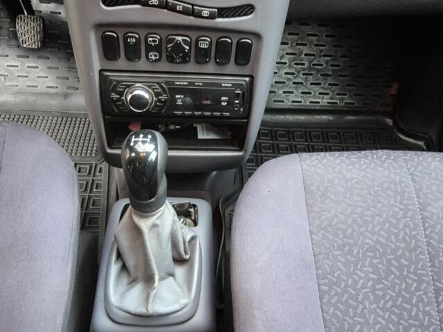 Мерседес А класс 1999 в Полтаве на Automoto.ua Серый Мерседес А класс, объемом двигателя 1.7 л и пробегом 257 тыс. км за 3800 $, фото 6 на Automoto.ua