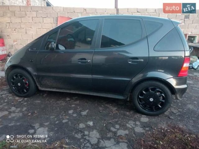Сірий Мерседес А клас, об'ємом двигуна 1.4 л та пробігом 134 тис. км за 2600 $, фото 4 на Automoto.ua