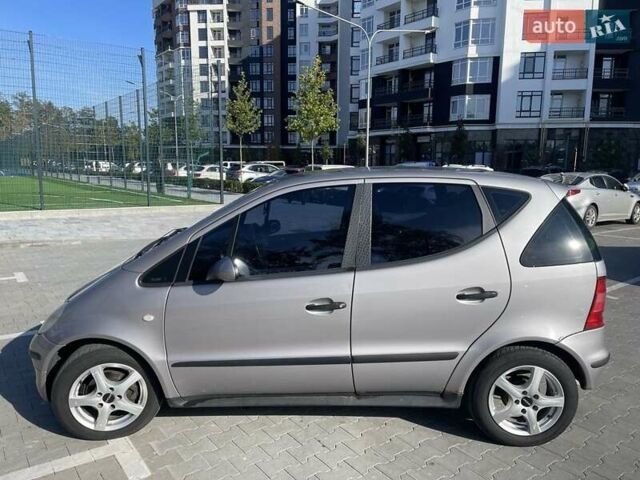 Серый Мерседес А класс, объемом двигателя 1.6 л и пробегом 250 тыс. км за 2700 $, фото 7 на Automoto.ua