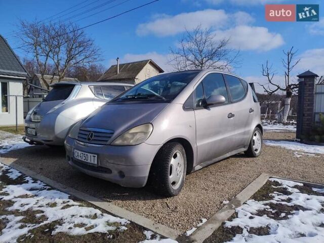 Серый Мерседес А класс, объемом двигателя 1.4 л и пробегом 272 тыс. км за 2999 $, фото 2 на Automoto.ua