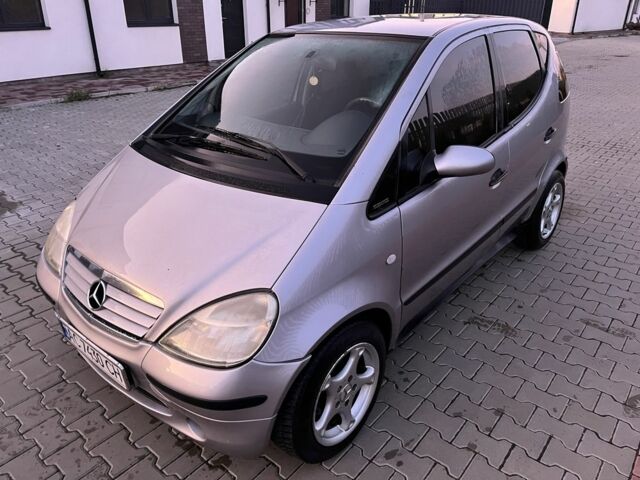 Сірий Мерседес А клас, об'ємом двигуна 1.7 л та пробігом 269 тис. км за 1850 $, фото 2 на Automoto.ua