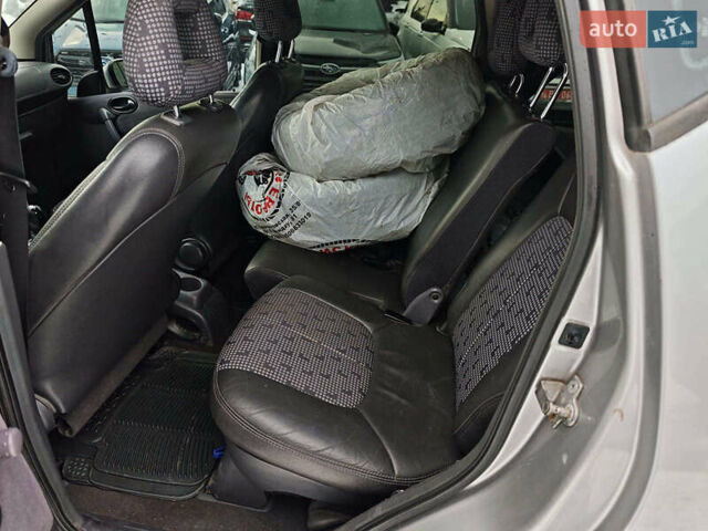 Сірий Мерседес А клас, об'ємом двигуна 2 л та пробігом 323 тис. км за 3490 $, фото 11 на Automoto.ua