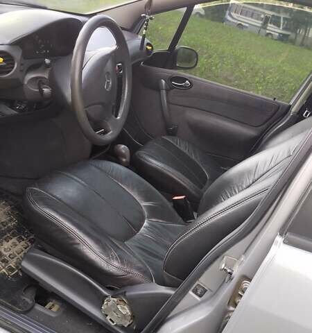 Серый Мерседес А класс, объемом двигателя 1.7 л и пробегом 283 тыс. км за 4500 $, фото 4 на Automoto.ua