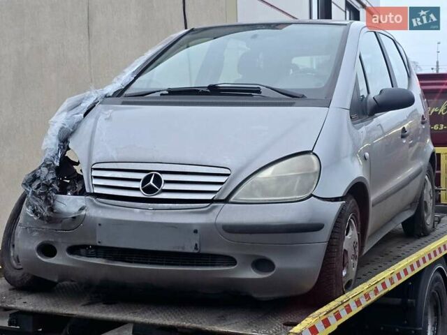 Сірий Мерседес А клас, об'ємом двигуна 1.69 л та пробігом 250 тис. км за 1500 $, фото 4 на Automoto.ua