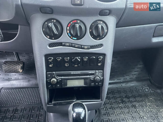 Сірий Мерседес А клас, об'ємом двигуна 1.4 л та пробігом 200 тис. км за 2750 $, фото 18 на Automoto.ua