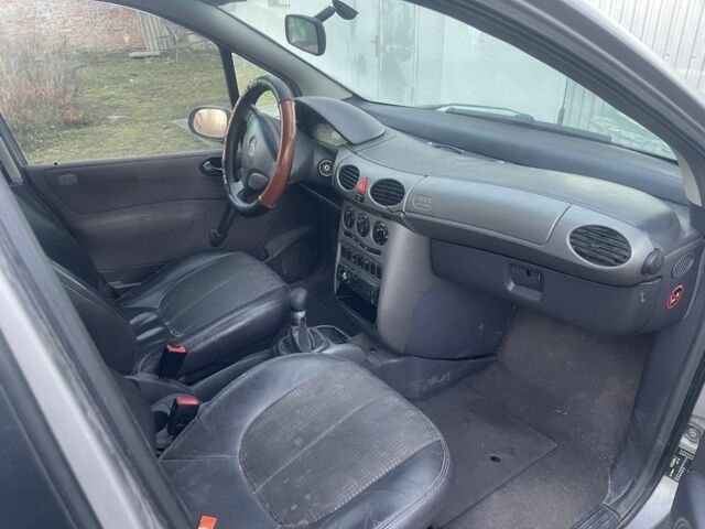 Серый Мерседес А класс, объемом двигателя 1.7 л и пробегом 250 тыс. км за 758 $, фото 1 на Automoto.ua