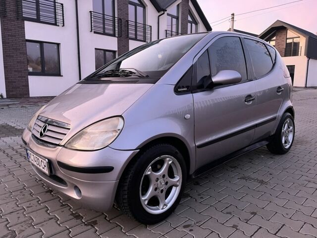 Сірий Мерседес А клас, об'ємом двигуна 1.7 л та пробігом 269 тис. км за 1850 $, фото 1 на Automoto.ua