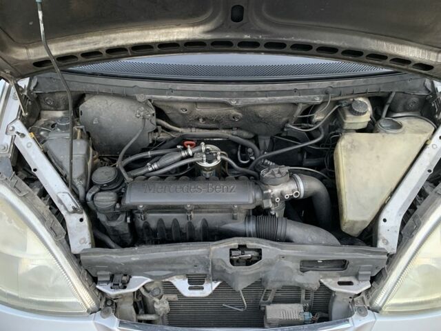 Серый Мерседес А класс, объемом двигателя 1.7 л и пробегом 290 тыс. км за 2900 $, фото 21 на Automoto.ua