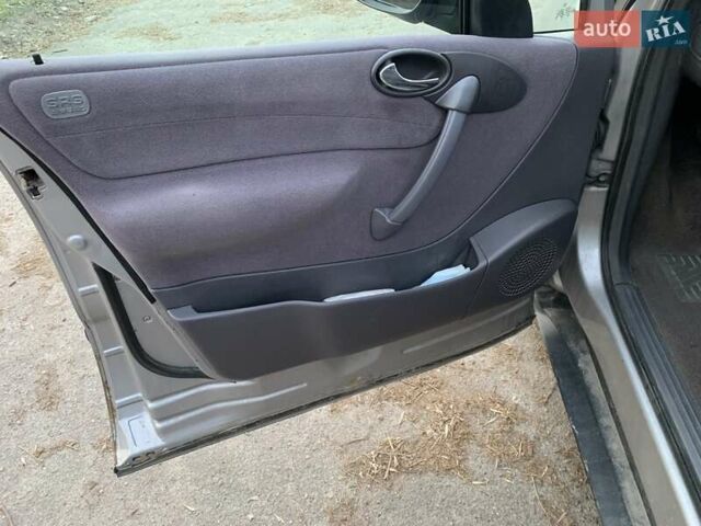 Серый Мерседес А класс, объемом двигателя 1.69 л и пробегом 290 тыс. км за 2900 $, фото 8 на Automoto.ua