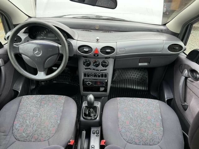 Сірий Мерседес А клас, об'ємом двигуна 1.7 л та пробігом 190 тис. км за 2550 $, фото 12 на Automoto.ua