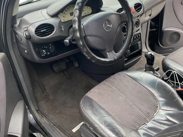 Сірий Мерседес А клас, об'ємом двигуна 1.7 л та пробігом 388 тис. км за 2999 $, фото 10 на Automoto.ua