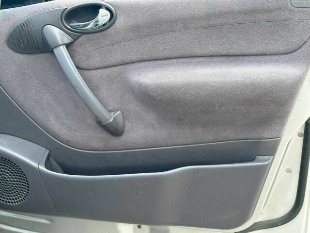 Сірий Мерседес А клас, об'ємом двигуна 1.7 л та пробігом 349 тис. км за 3890 $, фото 13 на Automoto.ua