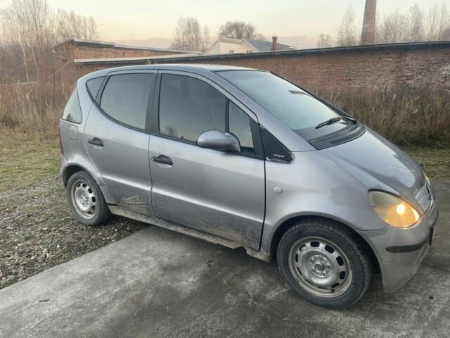 Серый Мерседес А класс, объемом двигателя 1.7 л и пробегом 250 тыс. км за 932 $, фото 4 на Automoto.ua