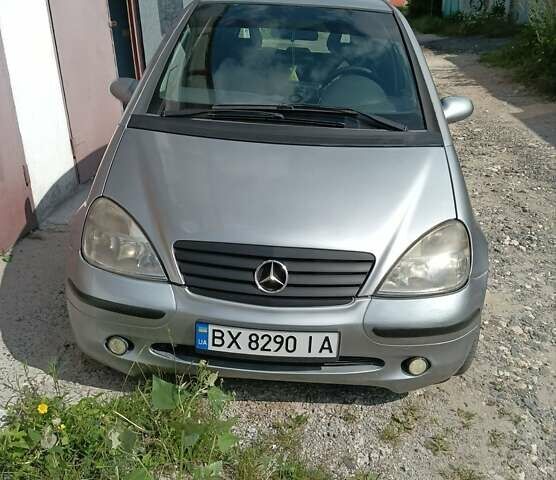 Серый Мерседес А класс, объемом двигателя 1.69 л и пробегом 273 тыс. км за 3000 $, фото 6 на Automoto.ua