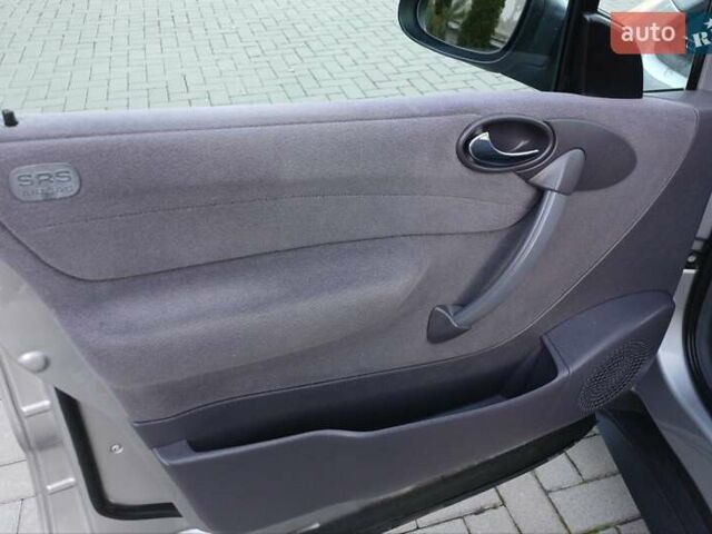 Сірий Мерседес А клас, об'ємом двигуна 1.7 л та пробігом 232 тис. км за 4000 $, фото 35 на Automoto.ua