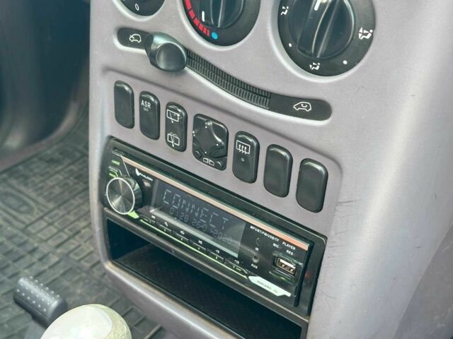 Сірий Мерседес А клас, об'ємом двигуна 1.7 л та пробігом 349 тис. км за 3890 $, фото 15 на Automoto.ua