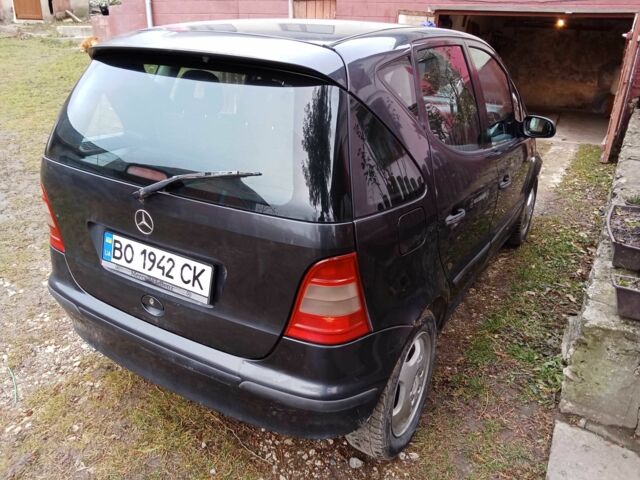 Сірий Мерседес А клас, об'ємом двигуна 1.7 л та пробігом 270 тис. км за 3000 $, фото 4 на Automoto.ua