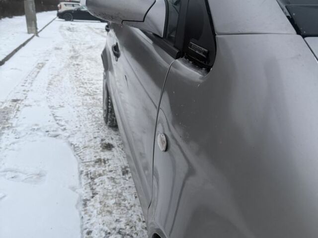 Серый Мерседес А класс, объемом двигателя 1.7 л и пробегом 220 тыс. км за 1400 $, фото 2 на Automoto.ua