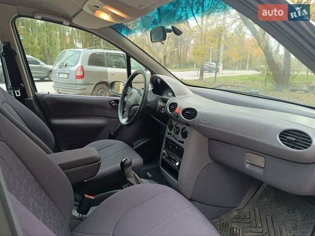 Мерседес А класс 2000 в Виннице на Automoto.ua Серый Мерседес А класс, объемом двигателя 1.6 л и пробегом 177 тыс. км за 4000 $, фото 9 на Automoto.ua