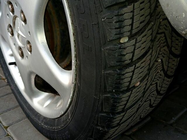 Серый Мерседес А класс, объемом двигателя 1.4 л и пробегом 120 тыс. км за 4800 $, фото 4 на Automoto.ua