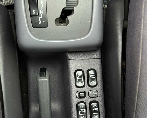 Сірий Мерседес А клас, об'ємом двигуна 1.6 л та пробігом 188 тис. км за 3999 $, фото 10 на Automoto.ua