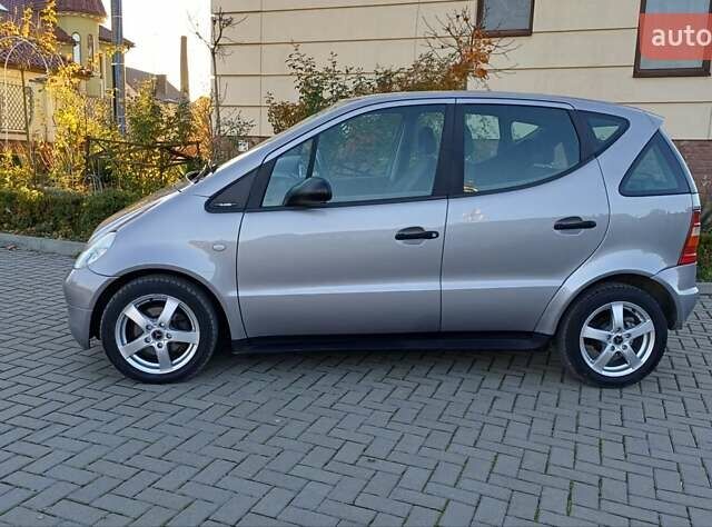 Сірий Мерседес А клас, об'ємом двигуна 1.7 л та пробігом 232 тис. км за 4000 $, фото 46 на Automoto.ua