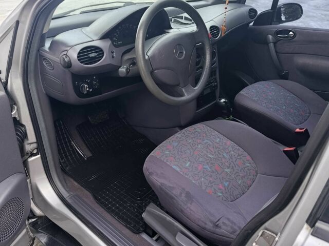 Сірий Мерседес А клас, об'ємом двигуна 1.7 л та пробігом 179 тис. км за 3333 $, фото 6 на Automoto.ua