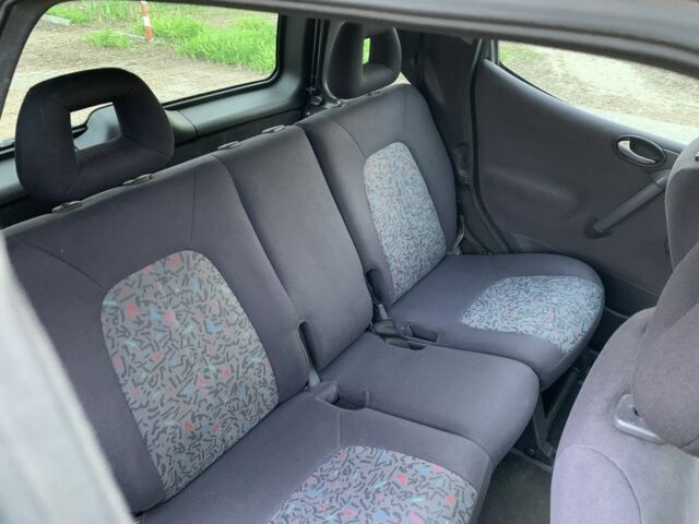 Серый Мерседес А класс, объемом двигателя 1.7 л и пробегом 290 тыс. км за 3000 $, фото 16 на Automoto.ua