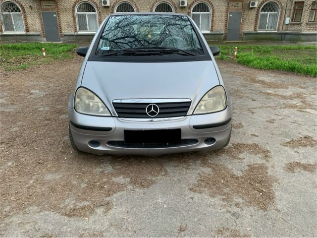 Серый Мерседес А класс, объемом двигателя 1.7 л и пробегом 290 тыс. км за 3000 $, фото 9 на Automoto.ua