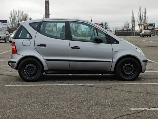 Сірий Мерседес А клас, об'ємом двигуна 1.4 л та пробігом 176 тис. км за 2700 $, фото 7 на Automoto.ua